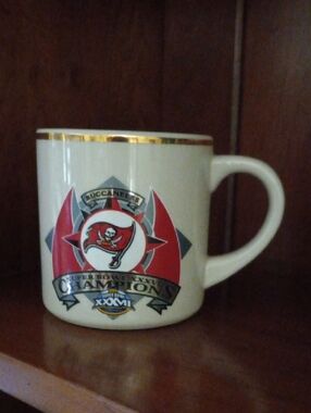 Tampa Bay Buccaneers White & Red Super Bowl Champions Ceramic Coffee Mug